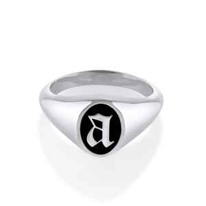 Anillo de sello de esmalte negro inicial Anillo de inicial de letra personalizada para fiesta o regalo del Día de San Valentín - Product Image 1