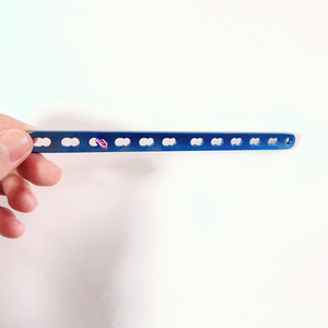 Implants vétérinaires TPLO 2.0/2.4/2.7/3.5mm Jeu d'implants vétérinaires verrouillables Tplo AO Multiaxial et Instruments Plaques et vis Tplo - Product Image 4