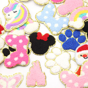 Toalla bordada colorida, parches de letras de chenilla para ropa, parches de chenilla personalizados con prensa de calor para planchar - Product Image 2