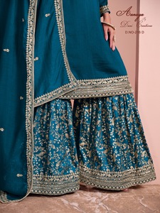 Élégant costume Sharara brodé en soie d'art traditionnel Ensemble ethnique élégant Salwar Kameez Détails complexes pour festif - Product Image 4