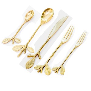 Vaisselle en métal de haute qualité écologique et très vendue au design unique Couverts en acier inoxydable Élégant ensemble plaqué argent pour le dîner - Product Image 4