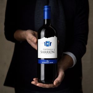 Castillo de Sarrion - Vino Rosso Semidolce Tempranillo e Garnacha 11% ABV Vino Rosso Spagnolo 750ml - Product Image 2