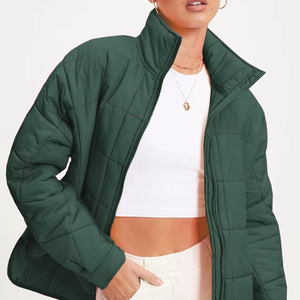 Servicio OEM, Chaquetas Acolchadas Personalizadas, Impresas, Ajustables, Impermeables, Resistentes al Viento y Transpirables para Hombre y Mujer - Product Image 1