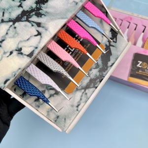 Pinzas de extensión de pestañas Nuevas pinzas probadas a mano sostenibles de 90 grados Embalaje con logotipo Todos los colores disponibles - Product Image 5