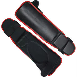 สินค้าใหม่มาถึงแล้ว! สนับแข้งฟุตบอลสำหรับผู้ใหญ่ ทำจากหนังแท้ บริการ OEM ระบายอากาศได้ดี น้ำหนักเบา ป้องกันอย่างมีประสิทธิภาพ ผลิตตามสั่งในประเทศปากีสถาน - Product Image 2