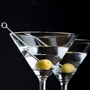 Selección de bebidas de metal plateado de la mejor calidad para uso doméstico en restaurantes y fiestas Juego barato de la India - Product Image 6