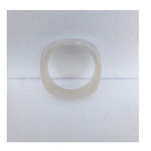 Brazaletes de Resina Blanca de Alta Calidad con Pigmentos que No se Destiñen y Superficie Brillante para Eventos Festivos y Uso Diario, de la India - Product Image 4