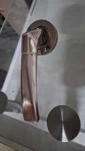 Accesorios Duraderos de Acero Inoxidable para Puertas Exteriores Comerciales y Escolares con Diseño de Apertura Manual y Característica Impermeable - Product Image 2