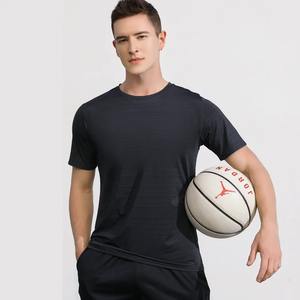 Vente en gros T-Shirt de sport en polyester à séchage rapide Logo imprimé personnalisé Casual Loose Fit 200 Gram Jersey 3D Solid Pattern - Product Image 2