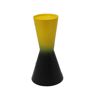 Vente en gros de bougeoirs décoratifs en métal noir de style moderne en vrac pour la décoration de Noël et d'Halloween à la maison - Product Image 6