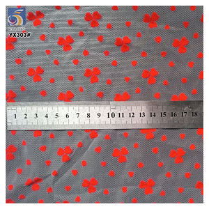 Tulle YX303, style tendance, tissu <span class=keywords><strong>en</strong></span> nylon, <span class=keywords><strong>maille</strong></span> floquée, cœur rouge, tulle floqué rouge pour sous-vêtements - Product Image 3