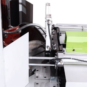 Machine de découpe à double lame industrielle JD-SH355, guide linéaire haute précision ±0,05 mm pour la découpe de cadres de décoration - Product Image 2