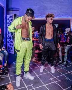 Fitness Sports Jogging Chándal de invierno personalizado Conjunto de dos piezas Hombres Joggers Venta al por mayor Chándales de alta calidad Adultos completos - Product Image 5