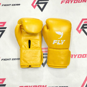 Nouveaux gants de boxe personnalisés en cuir de vachette véritable jaune avec fermeture à boucle, pour hommes, logo personnalisé, gants MMA en vente - Product Image 1