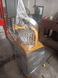 Diviseur de pâte mécanique avec 1 an de garantie, nouveau produit phare 2025, boulangerie 500x500x1200, état neuf, Vietnam - Product Image 4