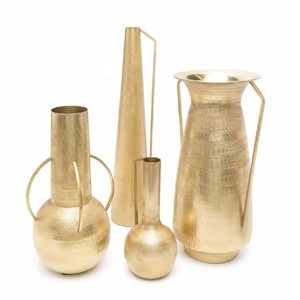 Florero de suelo único de jardín hecho a mano de Metal personalizado de diseño de calidad superior para decoración de bodas a baja velocidad - Product Image 1