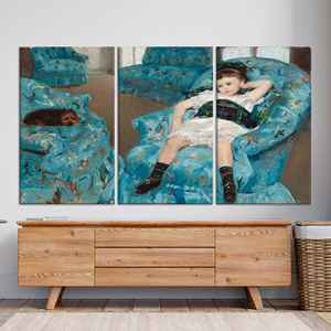 Impression d'art de Mary Cassatt : Petite fille sur un fauteuil bleu sur toile, ensemble de 3 toiles - Product Image 1