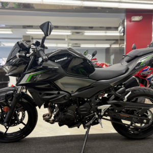 Meilleure Offre de Gros Nouvelle Moto Industrielle 2025 DIY OEM Kawasaki Z500 ABS 451cc EFI 6 Vitesses Homologuée Route Approuvée CE - Product Image 1