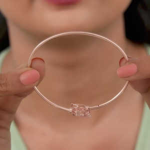 GIVA Jewellery Bracelet de manchette Tulipia en or rose Bracelets en cristal et bracelets élégants et luxueux - Product Image 4