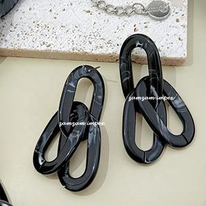 Collar de eslabones de doble capa de resina negra hecho a mano con diseño de cadena gruesa forma ovalada - Product Image 4