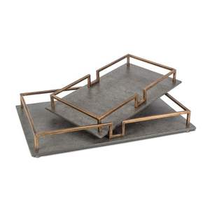 Bandeja de almacenamiento de encimera Retro rústica Bandeja decorativa multiusos de metal única con base de madera Bandeja de mesa hecha en la India - Product Image 3