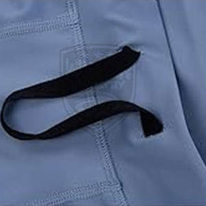 Short de compression de haute qualité pour hommes, top des ventes, style de rue avec logo personnalisé, fermeture à la taille élastique, motif uni - Product Image 4