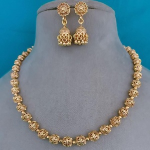 Ensemble de collier de meilleure qualité polonais or à la mode de qualité supérieure avec boucles d'oreilles pour les femmes - Product Image 1