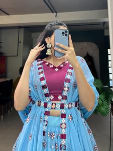 ชุดเดรสสุดหรูใหม่ชุดเดรสแฟชั่นสำหรับผู้หญิงชุดเดรสทรงเรขาคณิต lehenga choli & dupatta ปักเลื่อมกระจกทำงาน - Product Image 3