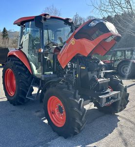 Tractor Agrícola Kubota de Calidad, 70HP-180HP, 4x4, Mini Tractor Agrícola con Componentes de Motor y Engranajes Principales, Disponible en Existencia - Product Image 5