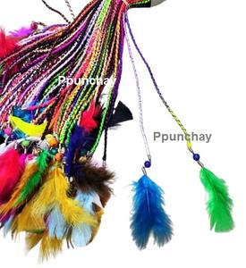 พู่ขนนกเส้นเล็กแบบพันผมพร้อมคลิปต่อผม แบบชนเผ่าแอนเดียน ปุนชาย เปรู 32 ซม. งานฝีมือหลากสีสัน - Product Image 2