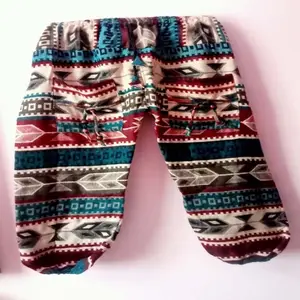 Akrilik dicetak wol musim dingin harem piyama celana pria wanita celana panjang pakaian yoga produsen India GM-250823X595
