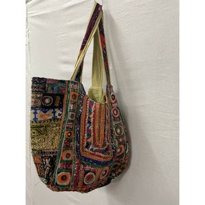 Banjara กระเป๋าโท้ทแบบชาวโบฮีเมียนสไตล์โบฮีเมียนสไตล์ทำงานปักกระจกสำหรับผู้หญิง - Product Image 2