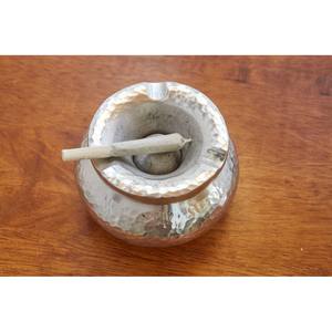 ที่เขี่ยบุหรี่อลูมิเนียมโบราณแฟนซีพร้อมชุบสีเงินทรงกลมทำด้วยมือผู้จำหน่ายแฮนด์เมด - Product Image 1