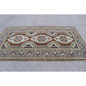 Turkish Rug, 5x8.5 ft Vintage Rug, <b>Brown</b> Floral <b>Wool</b> Rug - Product Image 3