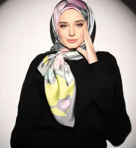 Best Hot Selling 2023 Islâmico Suave Smoothy Lenço Cabeça de Seda para As Mulheres Personalizado Muçulmano Vestido Roupas Niqab Face Cover Scarves