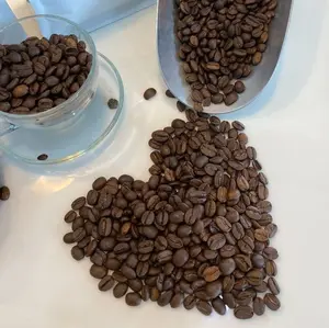 Aromatische Bratkaffee Robusta / Arabica Kaffeebohnen grüne Kaffeebohnen hohe Qualität 18 Getränk Bratkaffee  ANNA DO +84982153058