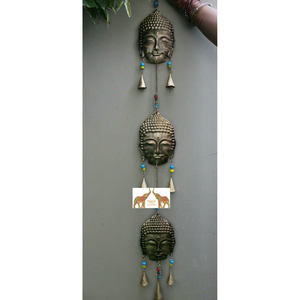 Carillon à vent Bouddha en fer finition antique, clochettes artisanales en métal recyclé indien, artisanat bohème, vase mural vertical pour Diwali - Product Image 1