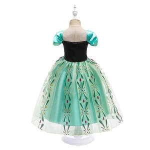 Robe de cosplay Anna Reine des Neiges, costume élégant pour les fans de cosplay - Product Image 4