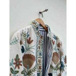 Velvet Woven Floral One-Size Reversible Handmade Full Sleeve <b>Jacket</b> Suzani Embroidery Boho Style Indian Outerwear <b>Women</b> <b>Spring</b> - Product Image 3