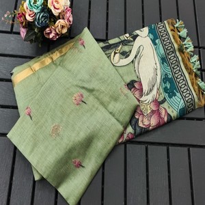 Sari en coton Muga doux de qualité supérieure VASTRA COTTAGE avec pallu en lotus à tissage classique, bordure en zari, tissages en lotus, contraste avec le chemisier - Product Image 5