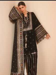 ชุดเดรสคอลเลกชันแฟชั่นชาติพันธุ์ที่ออกแบบมาเพื่อให้รูปลักษณ์ของราชวงศ์สวมใส่สบาย - Product Image 4