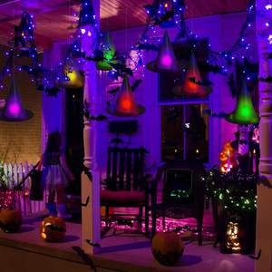 Sombreros <span class=keywords><strong>de</strong></span> bruja colgantes <span class=keywords><strong>de</strong></span> Halloween coloridos con luces <span class=keywords><strong>de</strong></span> murciélagos 3D decoraciones para interior al aire libre patio jardín porche decoración <span class=keywords><strong>de</strong></span> Halloween - Product Image 4