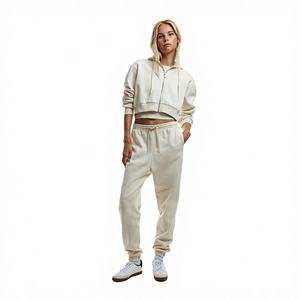 เสื้อฮู้ดครอปพรีเมียมสำหรับผู้หญิง ผ้าฝ้ายทอ 455 GSM เฟรนช์เทอร์รี่เนื้อหนา ลูปแบ็ค แฟชั่นลำลอง รับผลิตแบบ OEM แบรนด์ส่วนตัว สั่งพิมพ์ลายได้ - Product Image 1