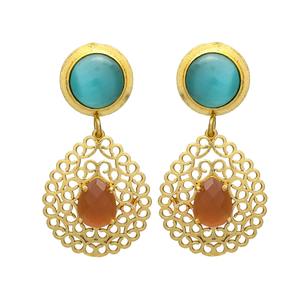 Recién llegado, pendientes de gota en forma de pétalo de tono dorado con cuarzo azul y pendientes de latón con piedras preciosas de ónix rojo - Product Image 1