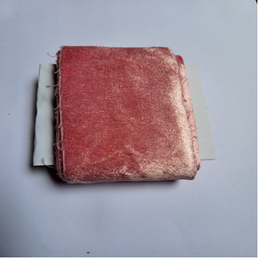 Rouleaux de ruban de velours en peluche douce sur mesure de couleur verte en rouleaux de 9 mètres, idéaux pour les magasins de fils et de fibres destinés à la revente - Product Image 2