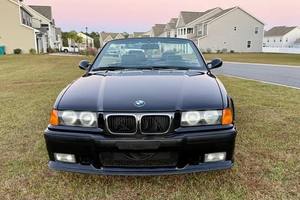 BMW M3 Convertible de 1999 Usado, Descapotable, Emoción Analógica, Espíritu de Conducción Puro, Rendimiento Clásico, en Venta - Product Image 4