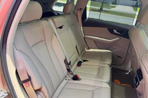 Voiture d'occasion fiable Audi Q7 2018, V6 suralimenté, transmission intégrale - Product Image 5