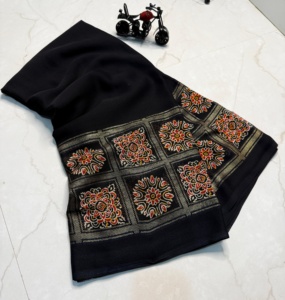 Nuevo diseñador Sari borde tejido pesado y hermosa Impresión de estilo HD BATIK - Product Image 1