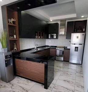 Dalles de granit perle noire indienne de meilleure qualité Finition de surface antique moderne pour comptoirs de cuisine Revêtement de sol et villas - Product Image 1