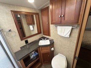Caravane d'occasion Winneb-a-g-o V-i-s-t-a 29VE 2017 à vendre - Product Image 4